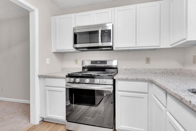 Building Photo - 2186 Spring Walk Ct