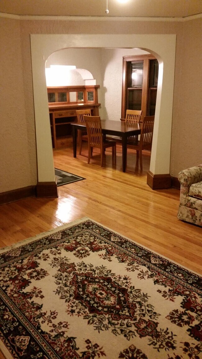 Building Photo - 2630 N 59th St