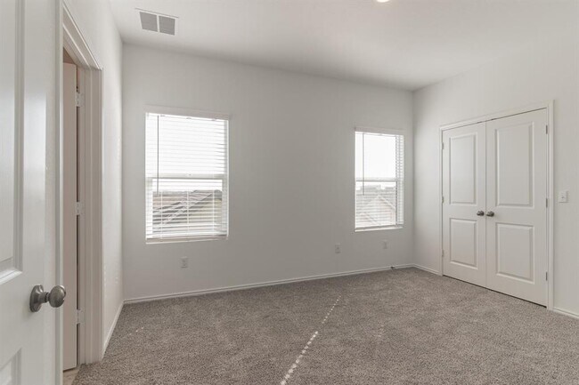 Building Photo - 101 Rioja