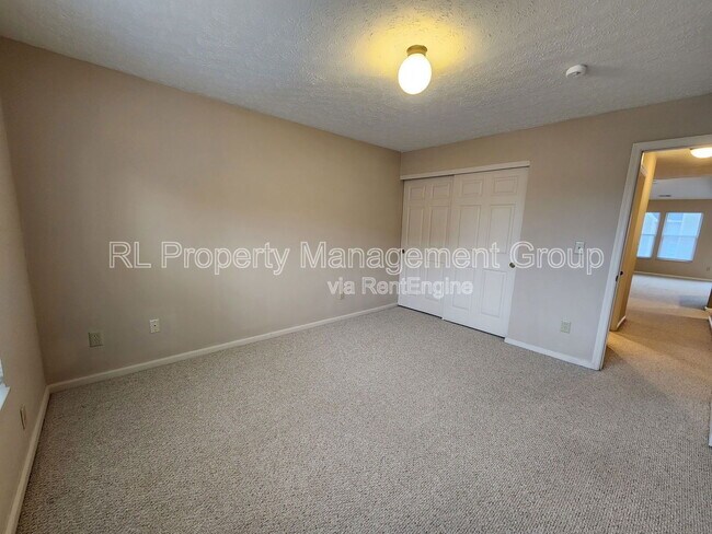 Building Photo - 3437 Fishinger Mill Dr
