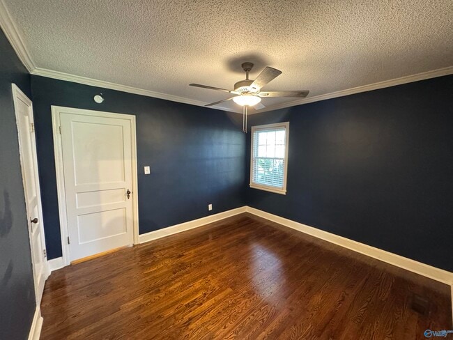 Building Photo - 2713 Hastings Rd SW