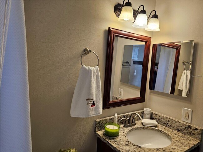 Building Photo - 18927 Boyette Rd