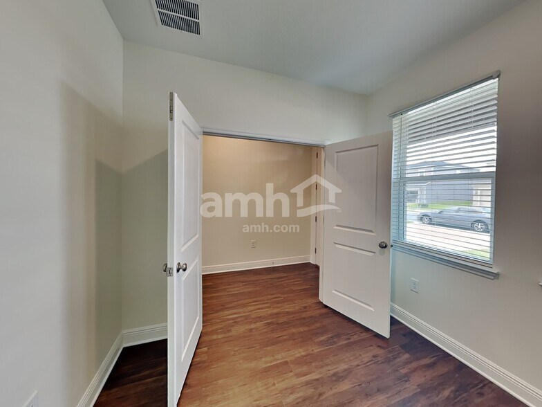 Building Photo - 14523 Cedar Trunk Ter