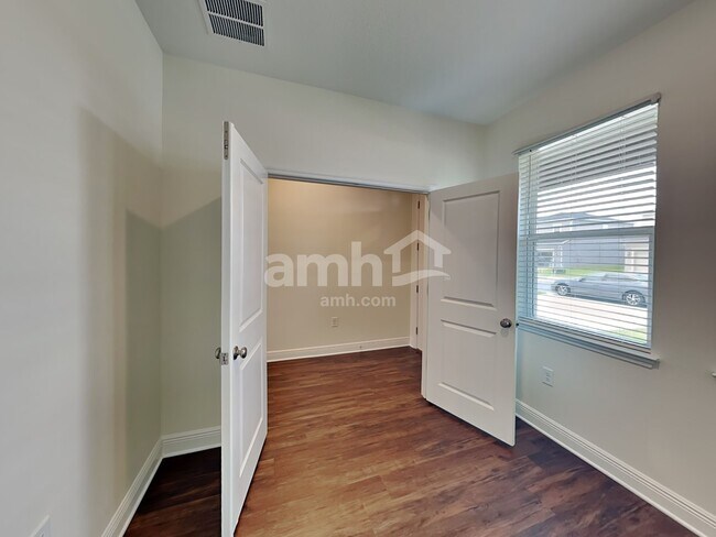 Building Photo - 14511 Cedar Trunk Ter
