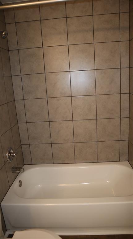 Building Photo - 6 Regency Ln