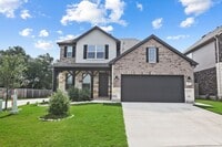 Building Photo - 4 Bedroom/3 bath home Southglen Subdivision