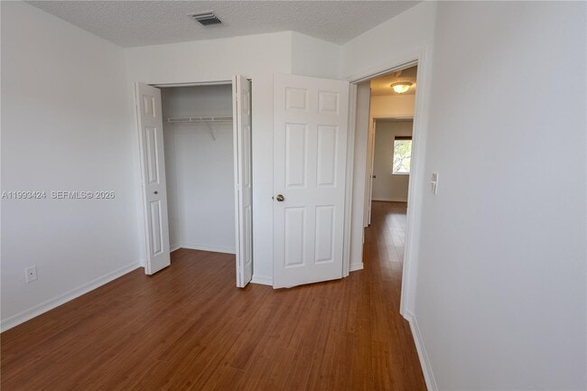 Building Photo - 719 NW 208th Way