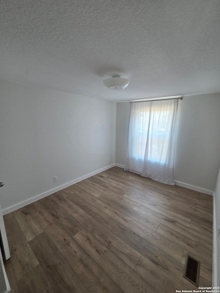 Building Photo - 1284 Glenn Dr