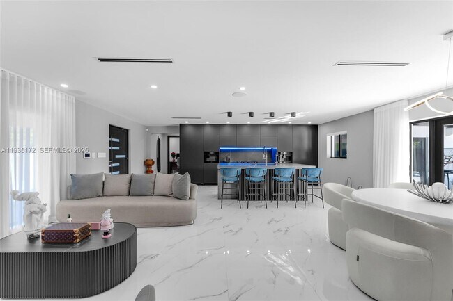 Building Photo - 2845 SW 127th Ave