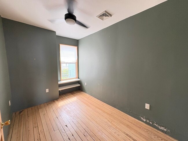 Building Photo - 75A Lexington Ave