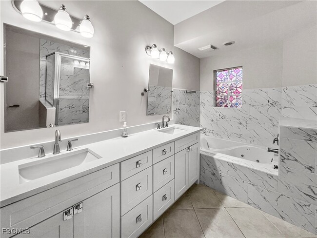 Building Photo - 16285 Coco Hammock Way