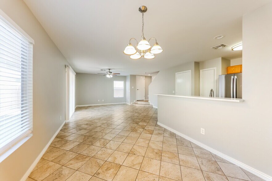 Building Photo - 12754 W Cherry Hills Dr