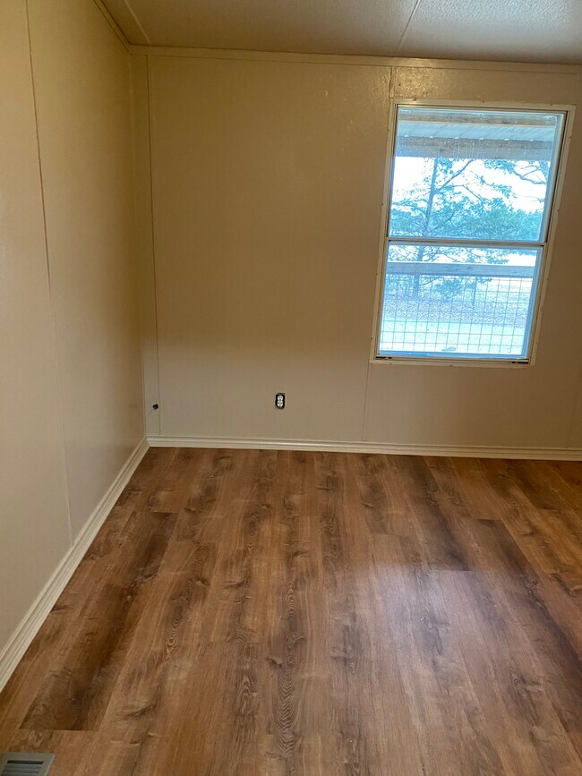 Building Photo - 50 Lil Arkansas Rd