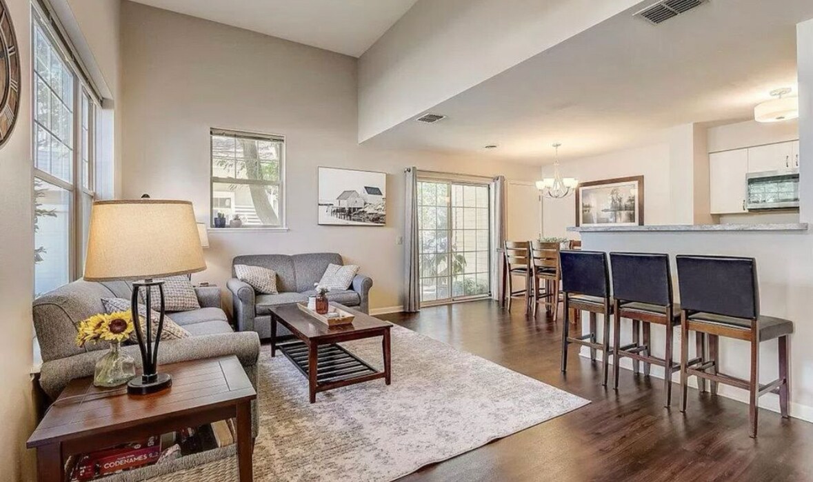 Building Photo - 2851 Holborn Cir