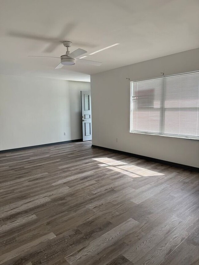 Building Photo - 14040 SW 33 CT RD