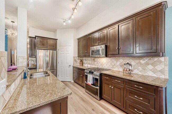 Building Photo - 1009 Taulbee Ln