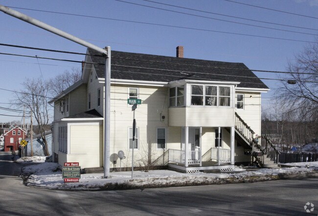 Building Photo - 328 Main St