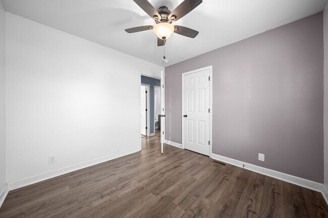 Building Photo - 2701 E Copeland Ct