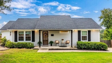 Building Photo - 1628 Pine Valley Rd