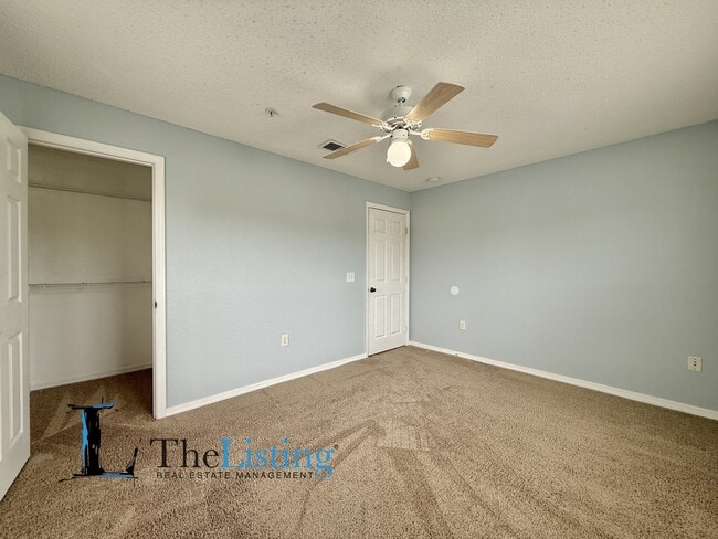 Building Photo - 18001 Richmond Pl Dr