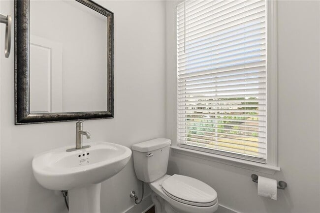 Building Photo - 104 Agnew Wy