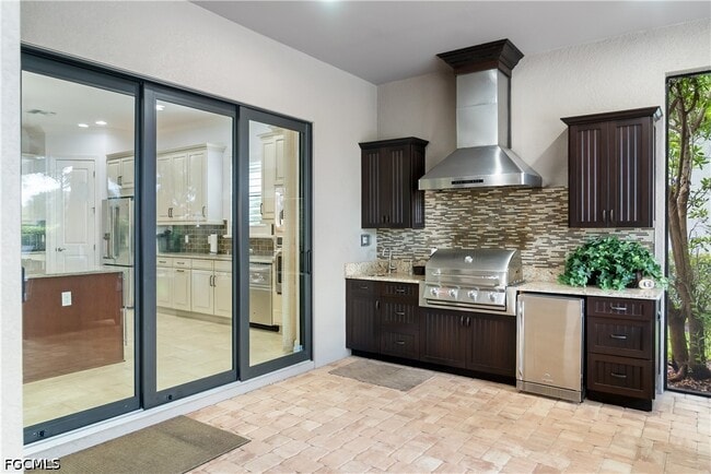 Building Photo - 9235 Rialto Ln