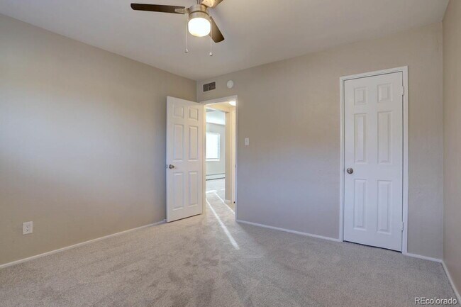 Building Photo - Updated 3 Bedroom Home in Hoffman Heights