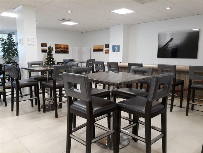 Building Photo - 1401 S Ocean Blvd