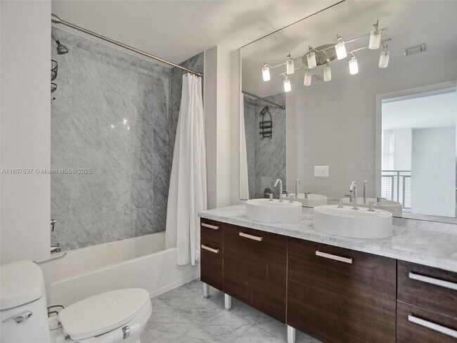 Building Photo - 244 Biscayne Blvd
