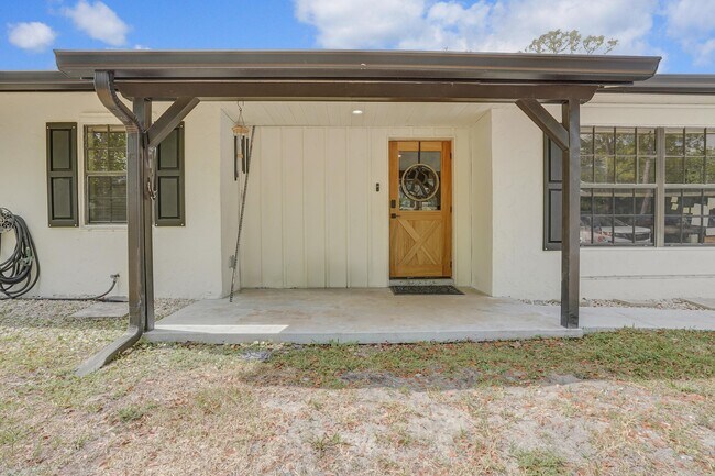 Building Photo - 13624 Farley Rd