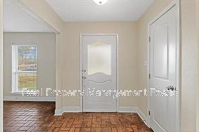 Building Photo - 14722 Overview Dr