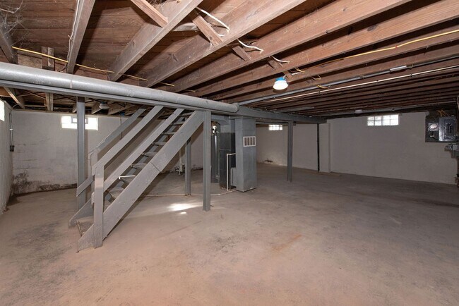 Building Photo - 4715 Green Glen Ln