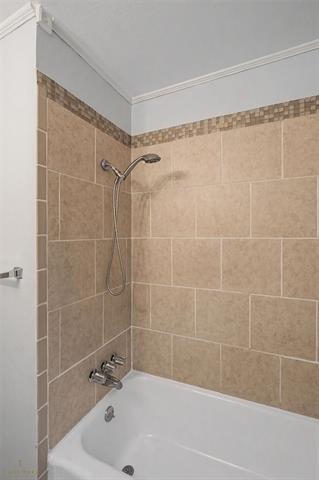 Building Photo - 8921 Sweetbriar Ln