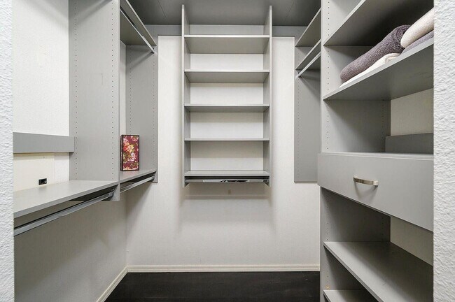 Building Photo - 19777 N 76th St