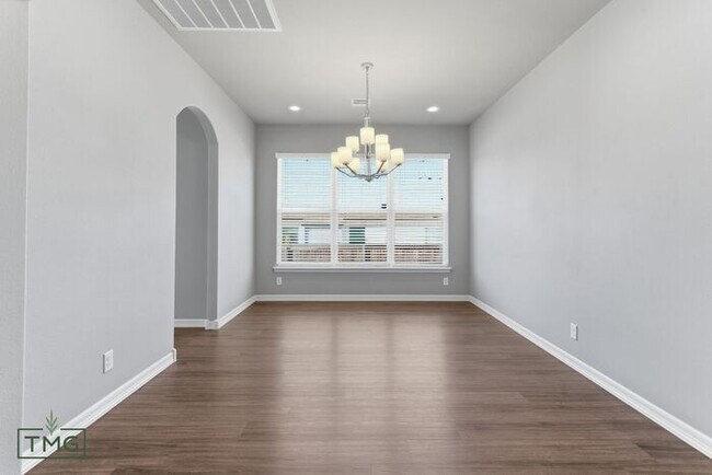 Building Photo - 3 Car Garage! Gorgeous 4/3.5/3 Luxury Home