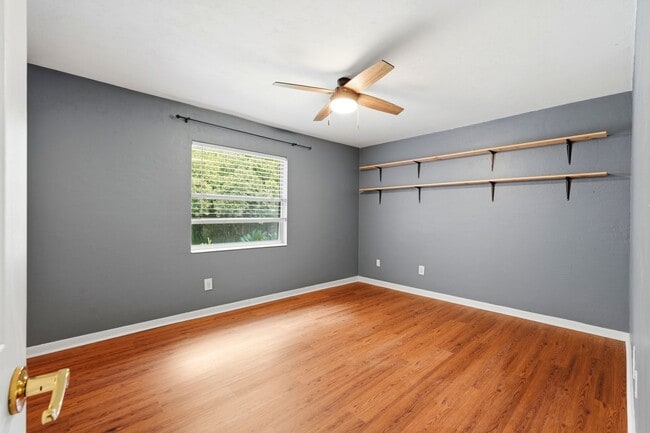 Building Photo - 4731 NW 39th St