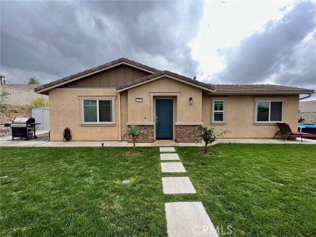 Primary Photo - 6935 N Shay Ave