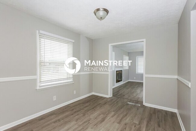Building Photo - 3 Bedroom Pet-Friendly Home in Louisville,...