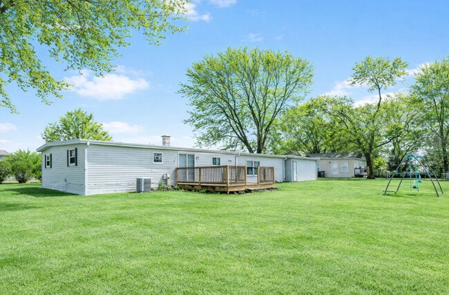 Building Photo - 725 S Spencer Rd