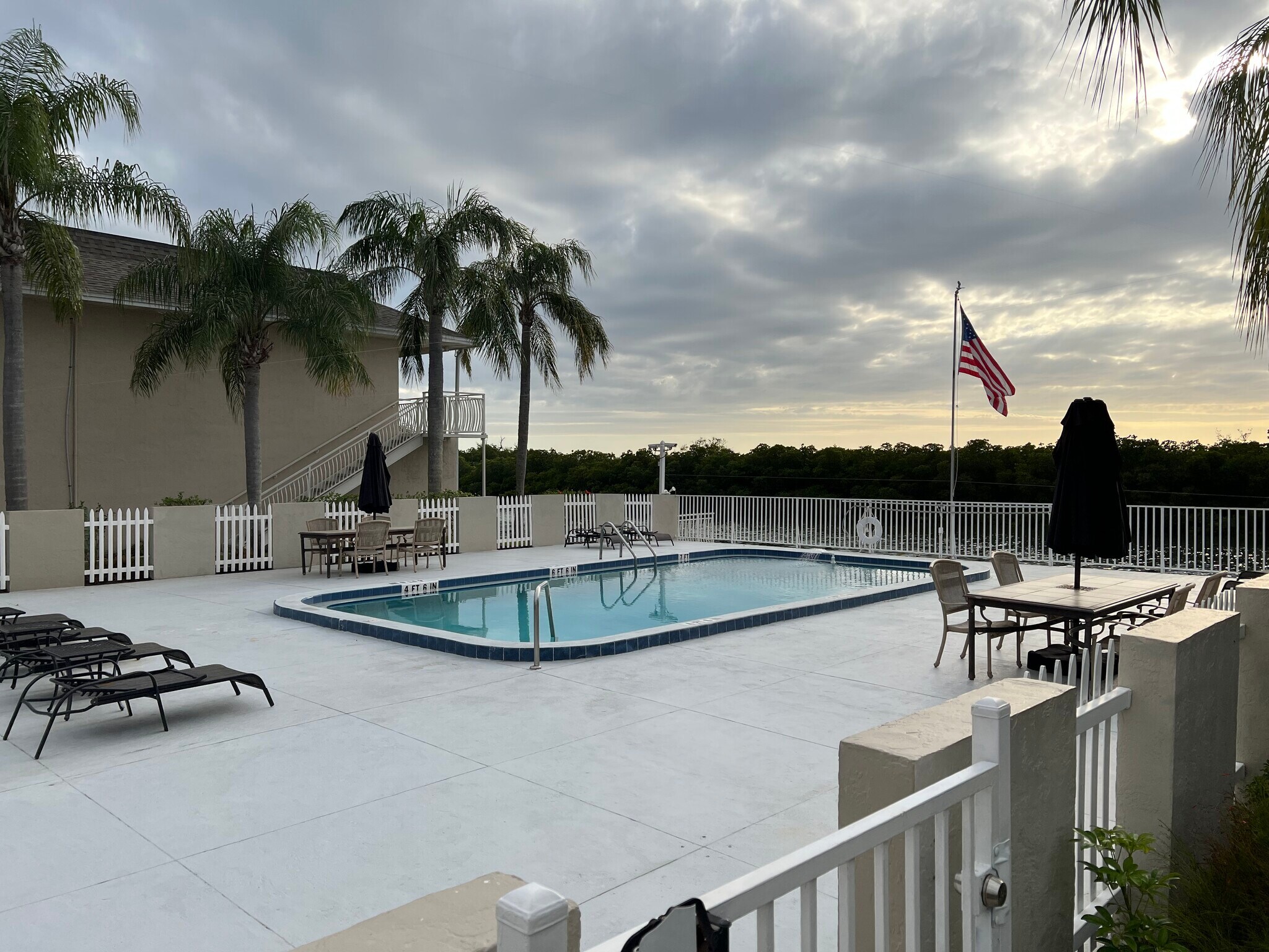 Pool with canal view - 8815 Bay Pointe Dr