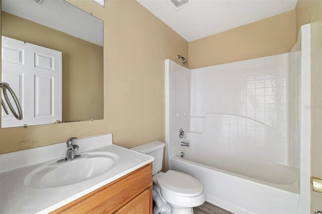 Building Photo - 420 Blake Ave