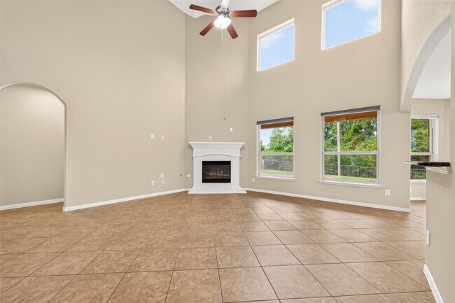 Building Photo - 51 S Greenprint Cir