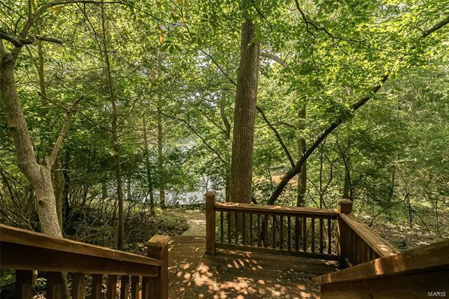 Building Photo - 817 Gray Friar Dr