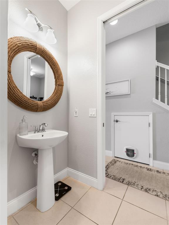 Building Photo - 193 Captiva Dr