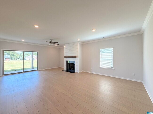 Building Photo - 234 Granby Ln