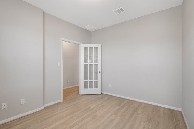 Building Photo - 8439 Moonlight Bay Cir