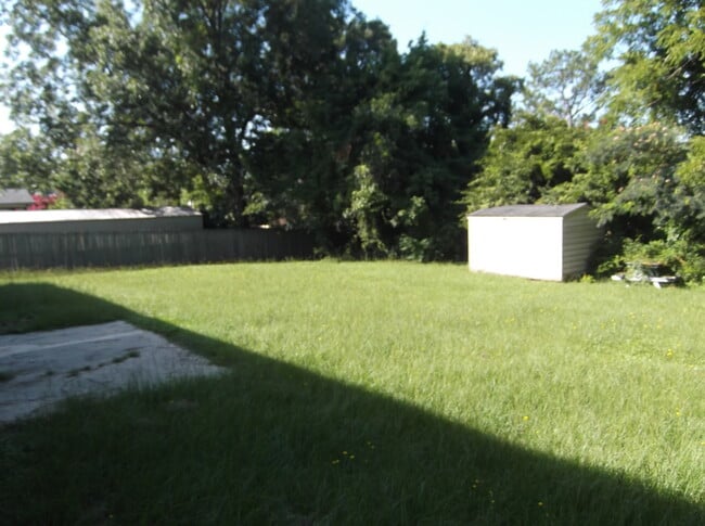 Building Photo - ARRAN LAKES