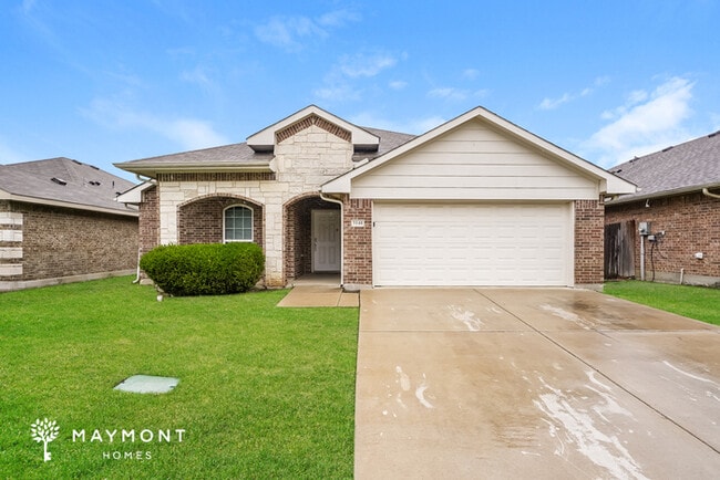 Building Photo - 3148 Evangeline Rd