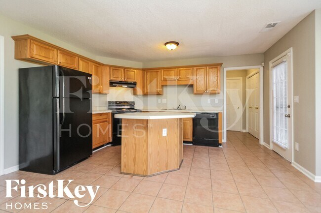 Building Photo - 5153 Grand Pines Dr