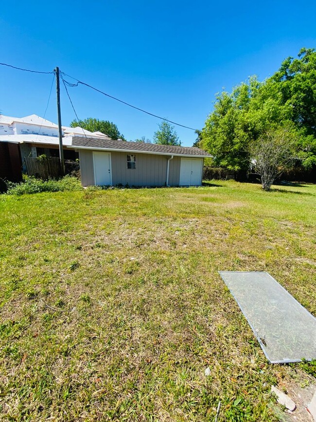 Building Photo - Stunning 2 Bed 2 Bath Winter Park Home!!!